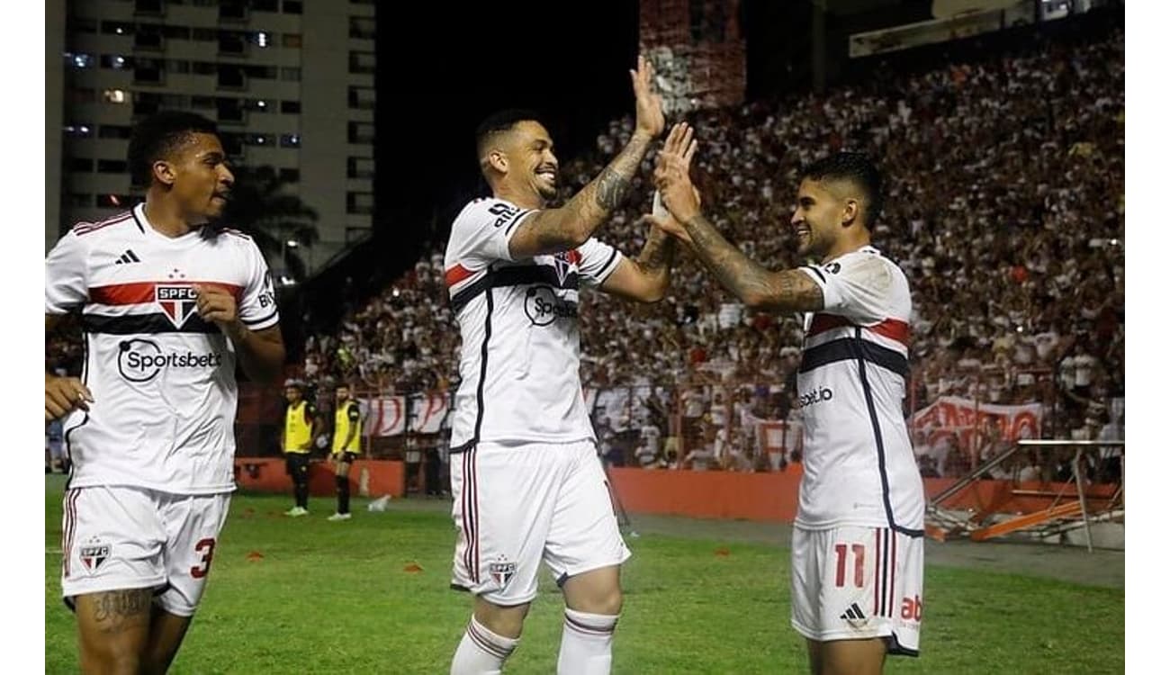 ANÁLISE: São Paulo conta com 'sorte' em vitória contra o Sport