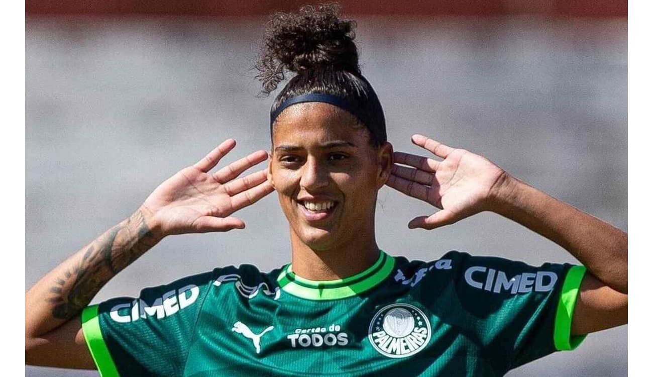 Artilheira Amanda Gutierres comemora bom início no Palmeiras: muita felicidade