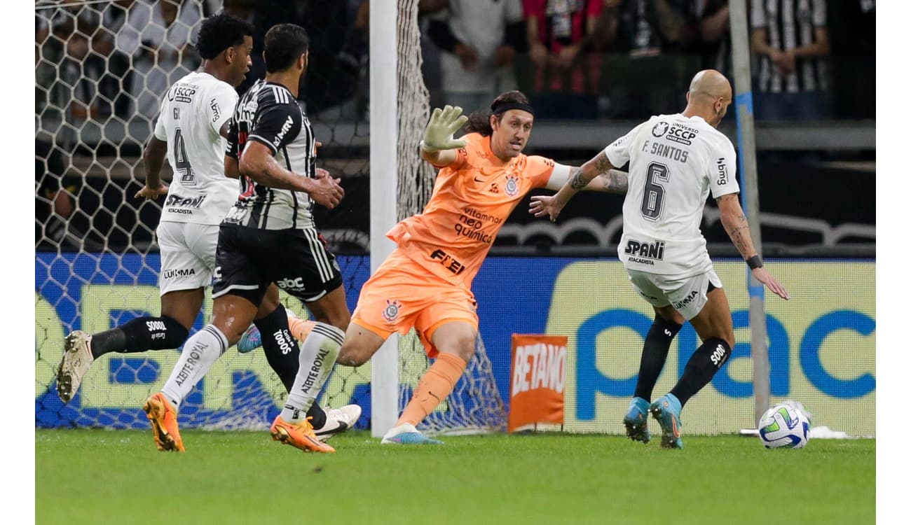 Corinthians tenta segurar ao menos o empate para se classificar