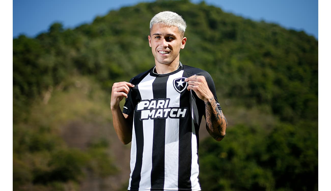 Conheça Diego Hernández, novo jogador do Botafogo