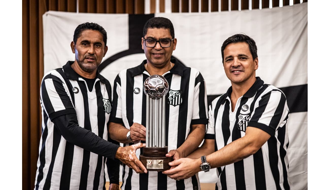 Santos FC e American English Academy firmam parceria para o Sócio Rei,  funcionários e atletas - Santos Futebol Clube