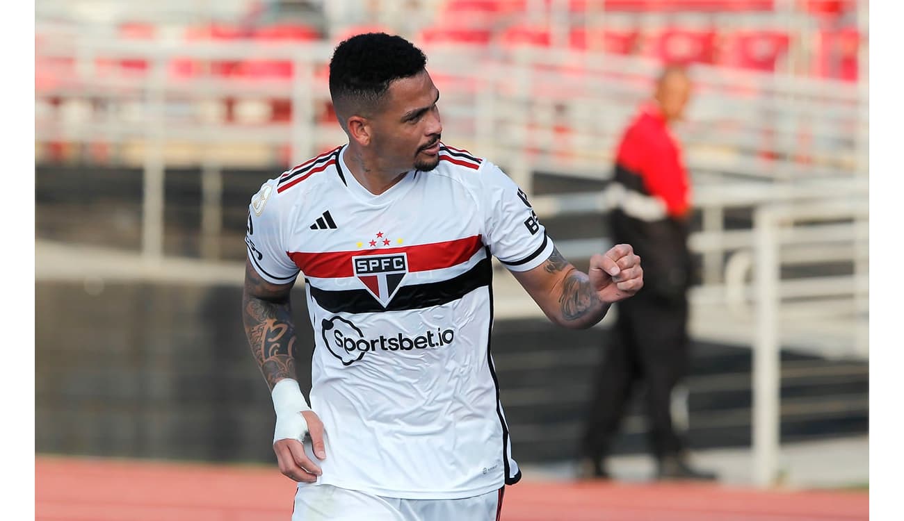 Luciano 🤪 em 2023  Spfc, Jogadores do sao paulo, Sao paulo tricolor