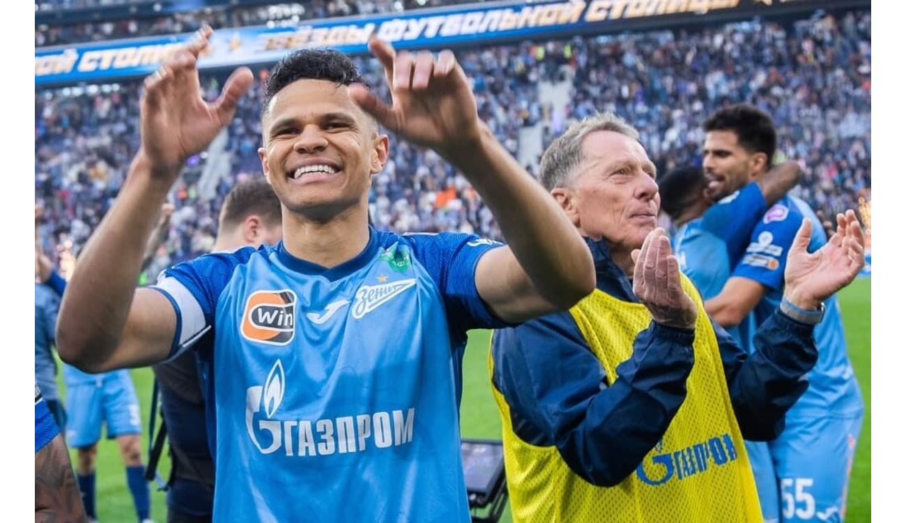 Douglas Santos comemora primeiro título com o Zenit: Oficialmente campeão  - Gazeta Esportiva