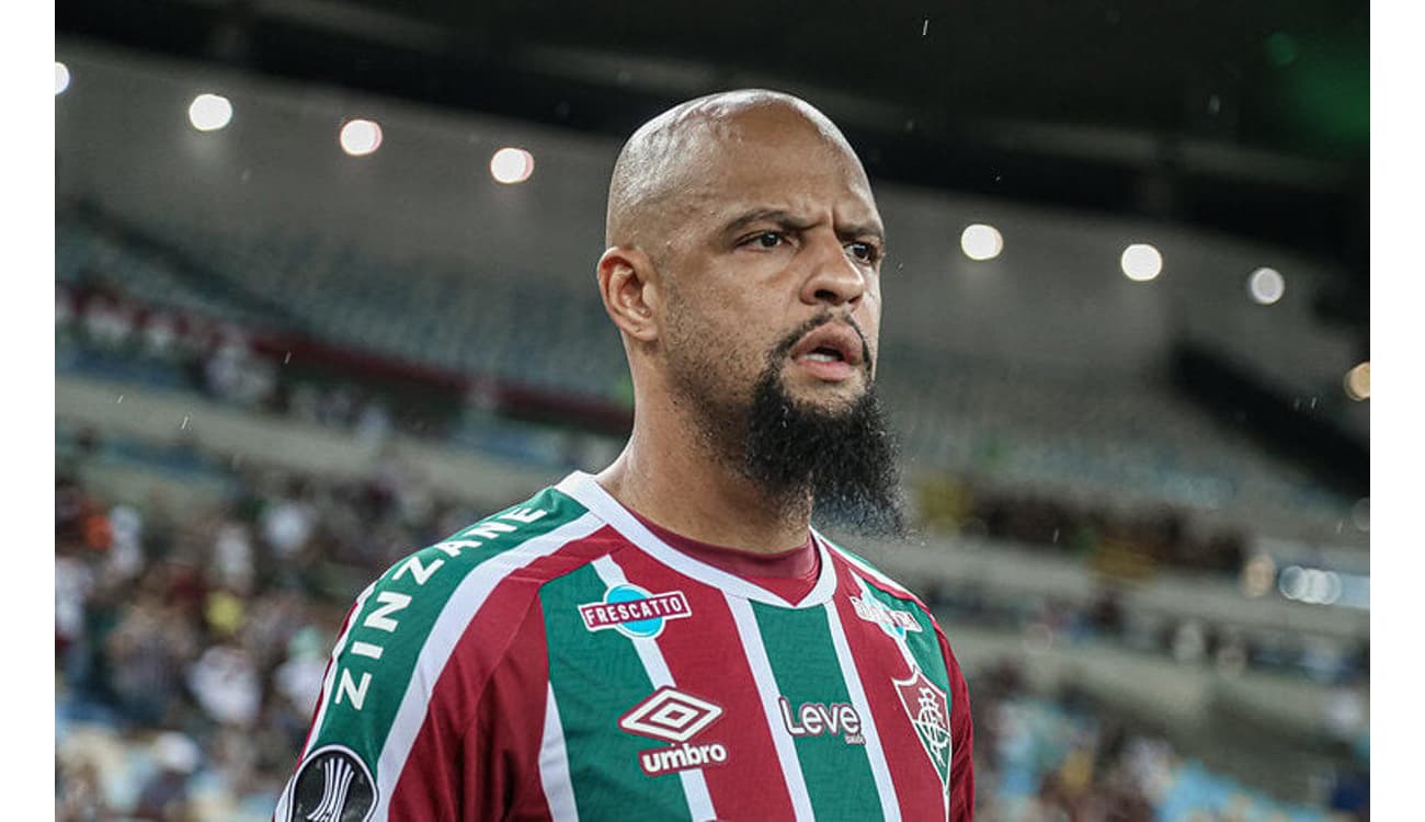 Felipe Melo no Flamengo? Torcedores do clube pedem jogador do