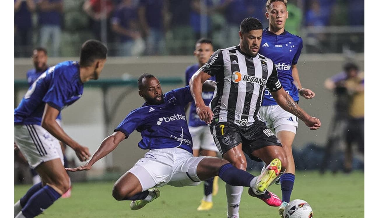 Confira detalhes dos jogos de Atlético-MG e Cruzeiro na reta final