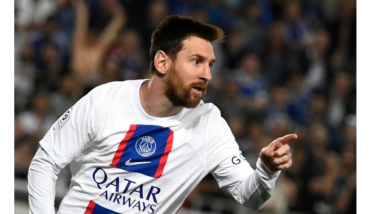 Messi lota estádio com famosos para assistir partida da MLS