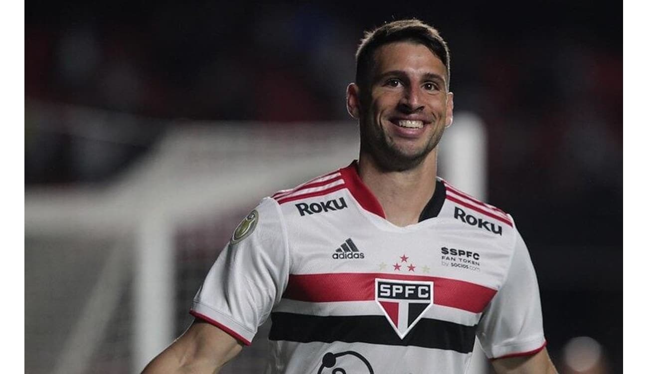 Calleri cresce em ranking de estrangeiros do São Paulo e volta a