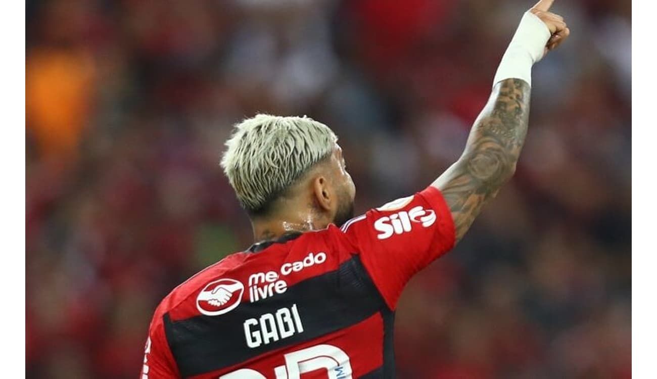 Gabigol é o 3º maior artilheiro do mundo desde o início da