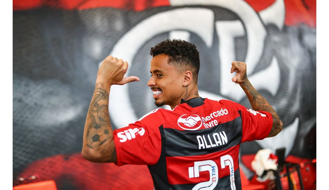 Veja o que falta para o Flamengo anunciar a contratação de Allan