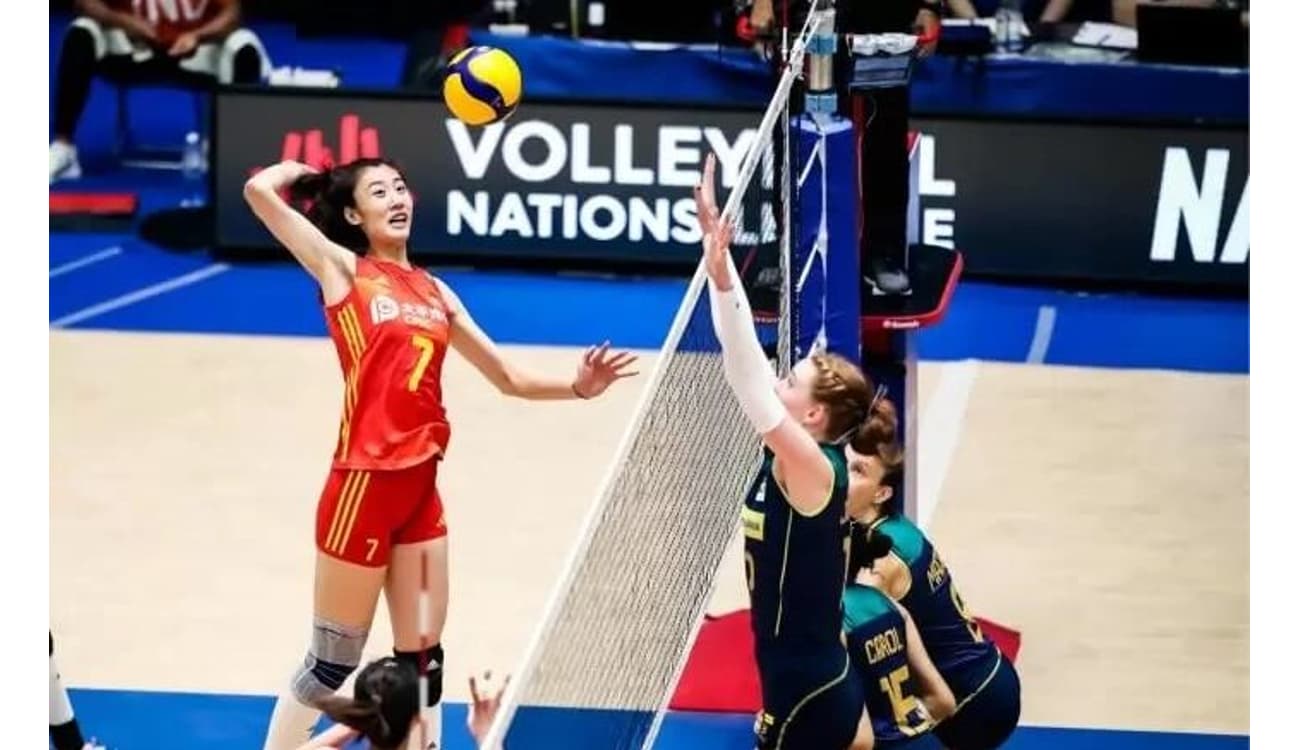 Liga das Nações de Vôlei Masculino 2023: Brasil derrota China e