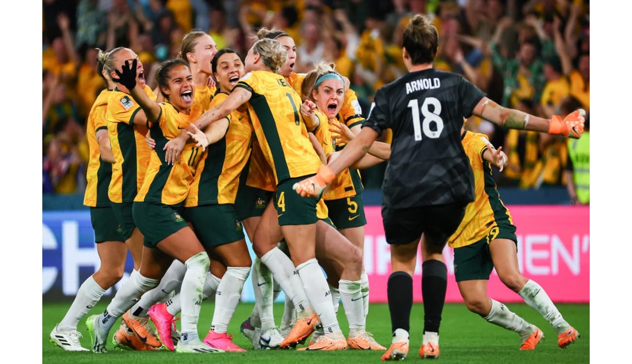 Futebol Feminino: Austrália e Inglaterra apuraram-se para quartos