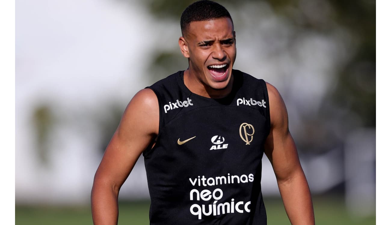 Clube inglês faz oferta por Murillo, e Corinthians avisa quanto