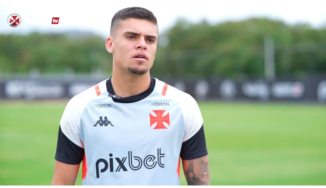 Gabriel Pec é cobiçado por mais um gigante brasileiro; Vasco faz