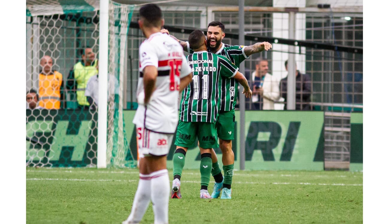 Dorival assume a culpa por derrota do São Paulo e cobra mudança no