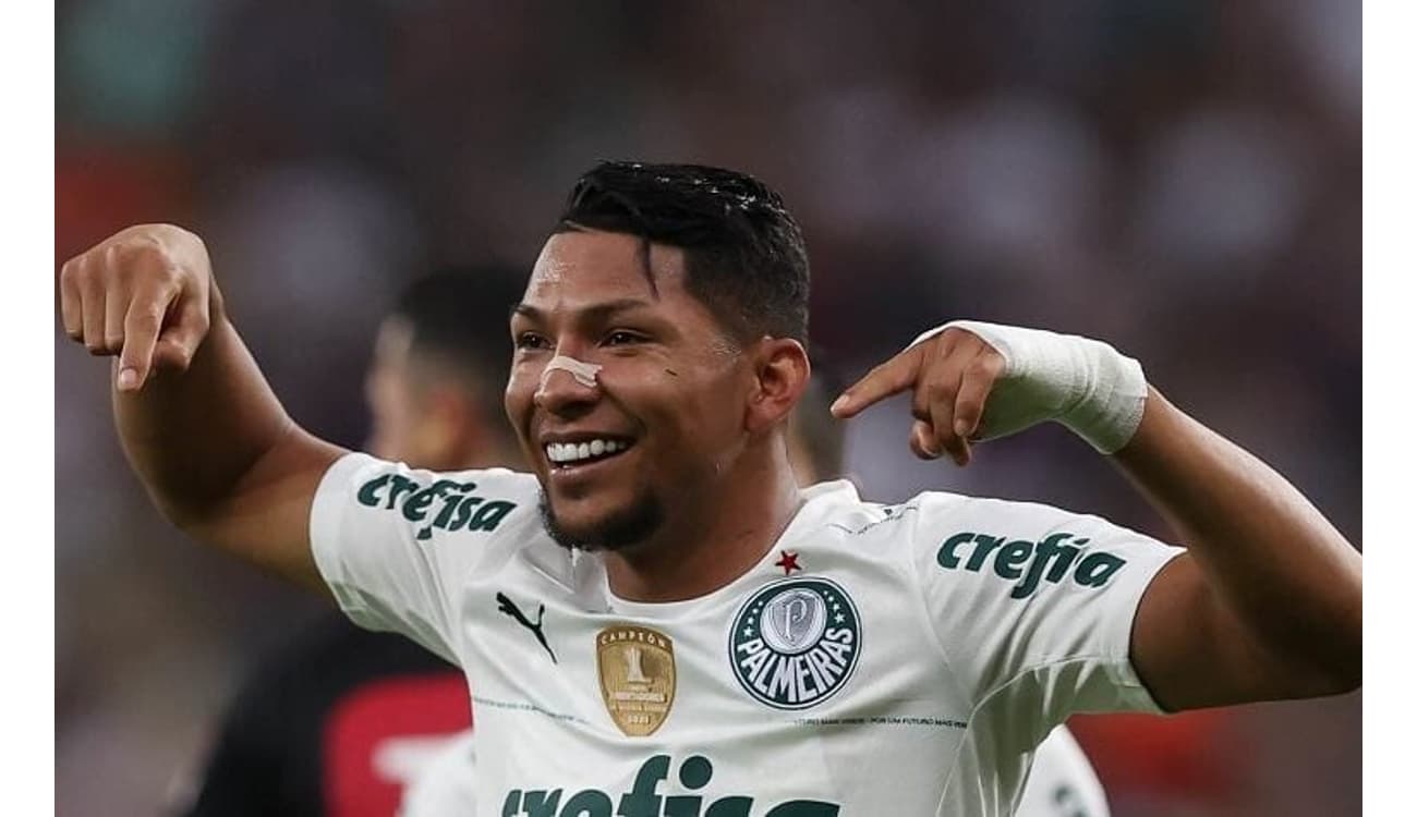 Em retomada física e técnica, Palmeiras repete escalação do time titular  após três meses - Lance!