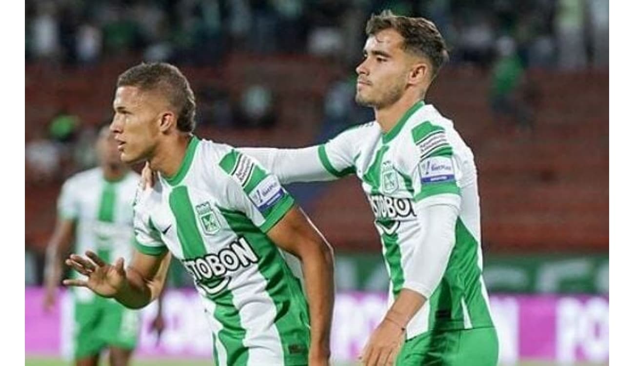 Atlético Nacional vence Racing e se aproxima de vaga na Libertadores