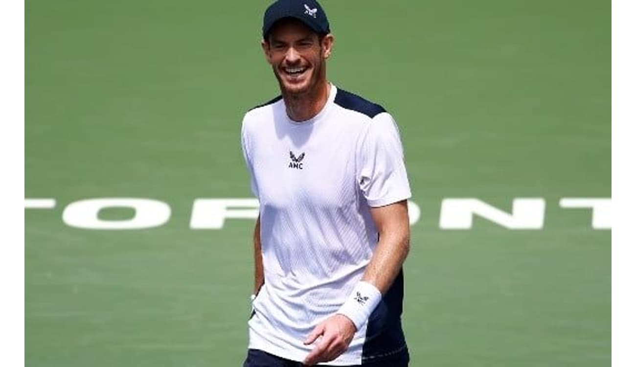 Murray conquista o bi em Toronto