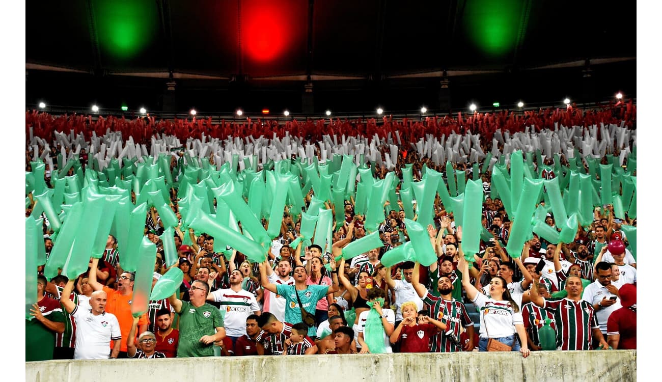 Torcida do Santos FC esgota ingressos para jogo contra o Fluminense