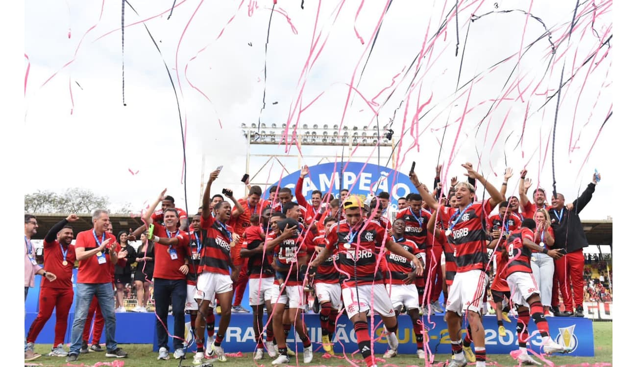 Flamengo e Palmeiras decidem título do Brasileirão Sub-20 nesta quinta-feira