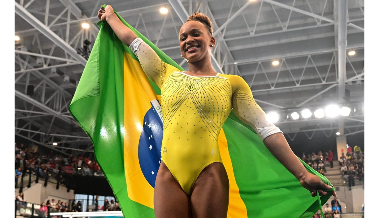 Rebeca Andrade conquista medalha de bronze na trave no Mundial de