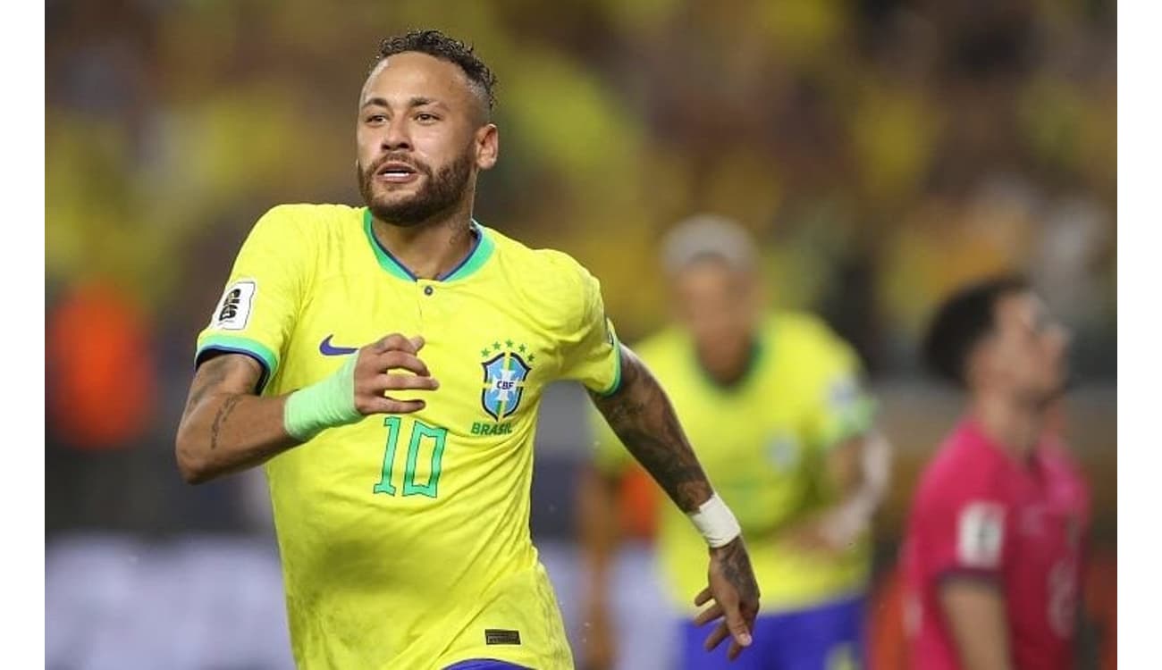 Copa do Mundo: por que jogador deitou no campo durante jogo do Brasil