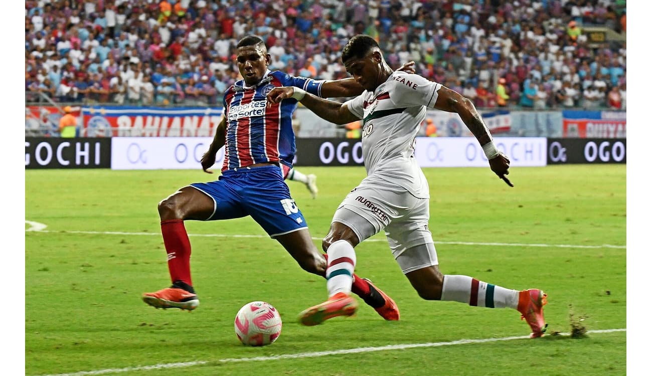 Bahia 1 x 0 Fluminense: Veja o gol de Everaldo na Fonte Nova