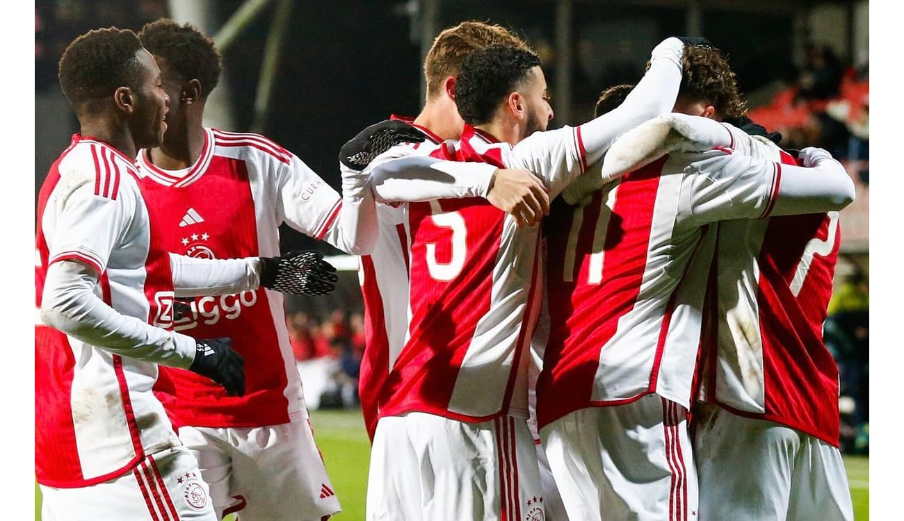 Em jogo movimentado, Olympique de Marselha vence o Ajax pela