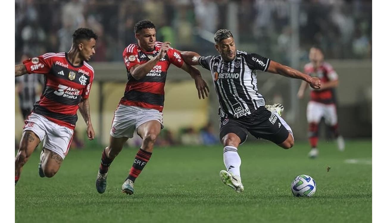 ANÁLISE: São Paulo domina o Palmeiras e mostra que pode 'brigar' contra  qualquer adversário - Lance!