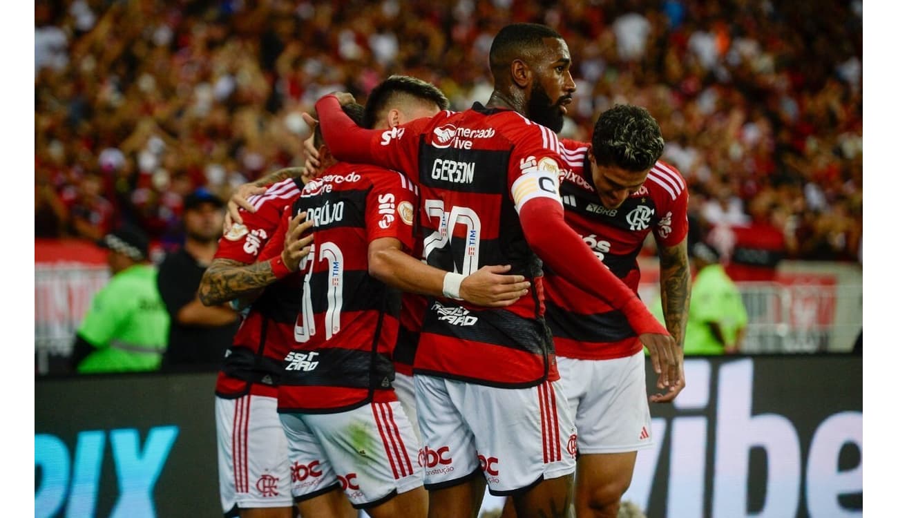 10 jogadores do elenco do Flamengo já disputaram a Champions League