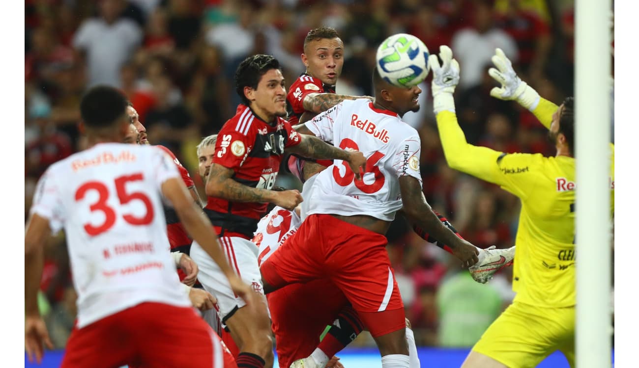 RED BULL BRAGANTINO X FLAMENGO-RJ