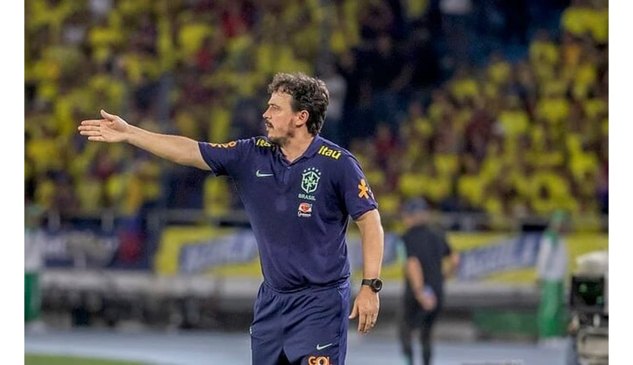 Brasil leva virada, perde para Colômbia nas Eliminatórias e liga