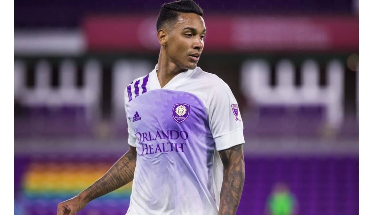 Orlando City SC Transfers Defender Antonio Carlos to Copa Libertadores  Champions Fluminense