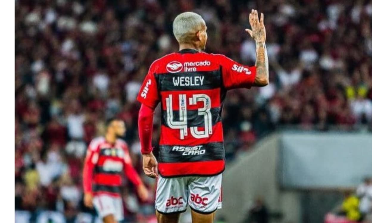 Wesley supera críticas e mostra evolução no Flamengo