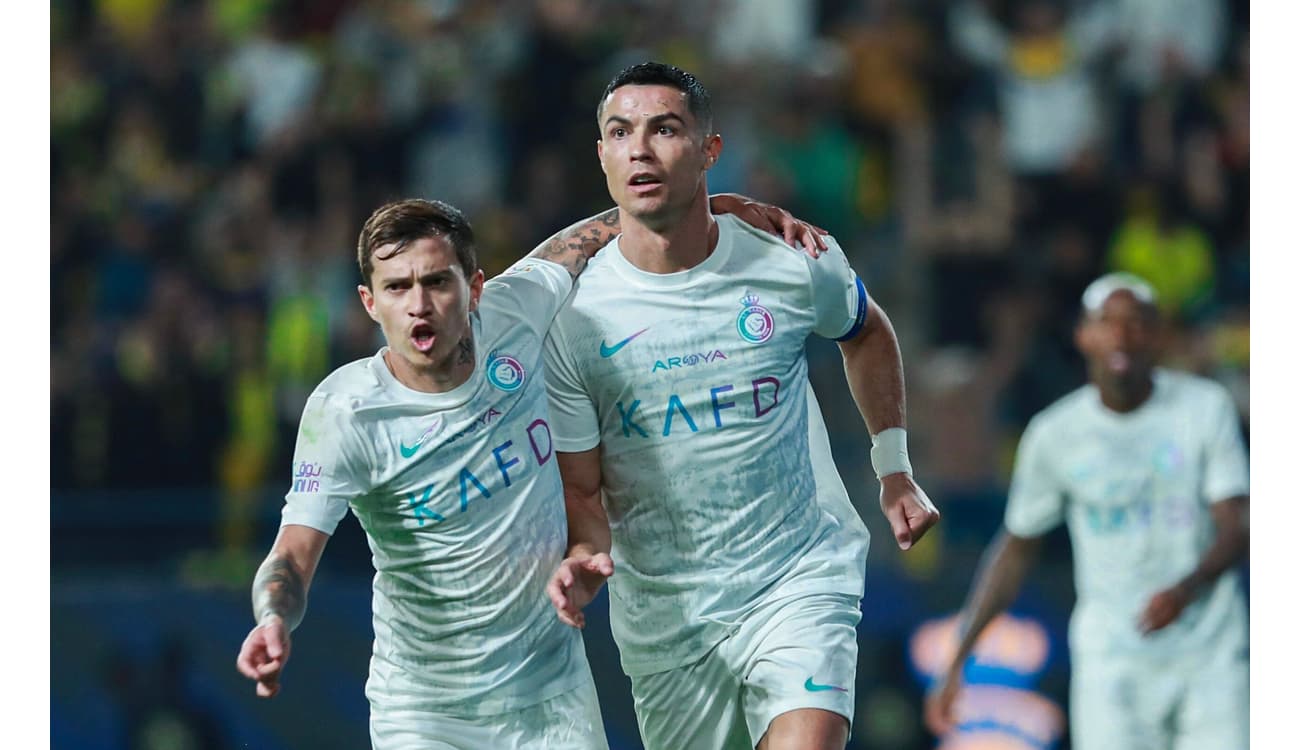 Cristiano Ronaldo brilha em virada do Al Nassr e conquista seu primeiro  título na Arábia Saudita