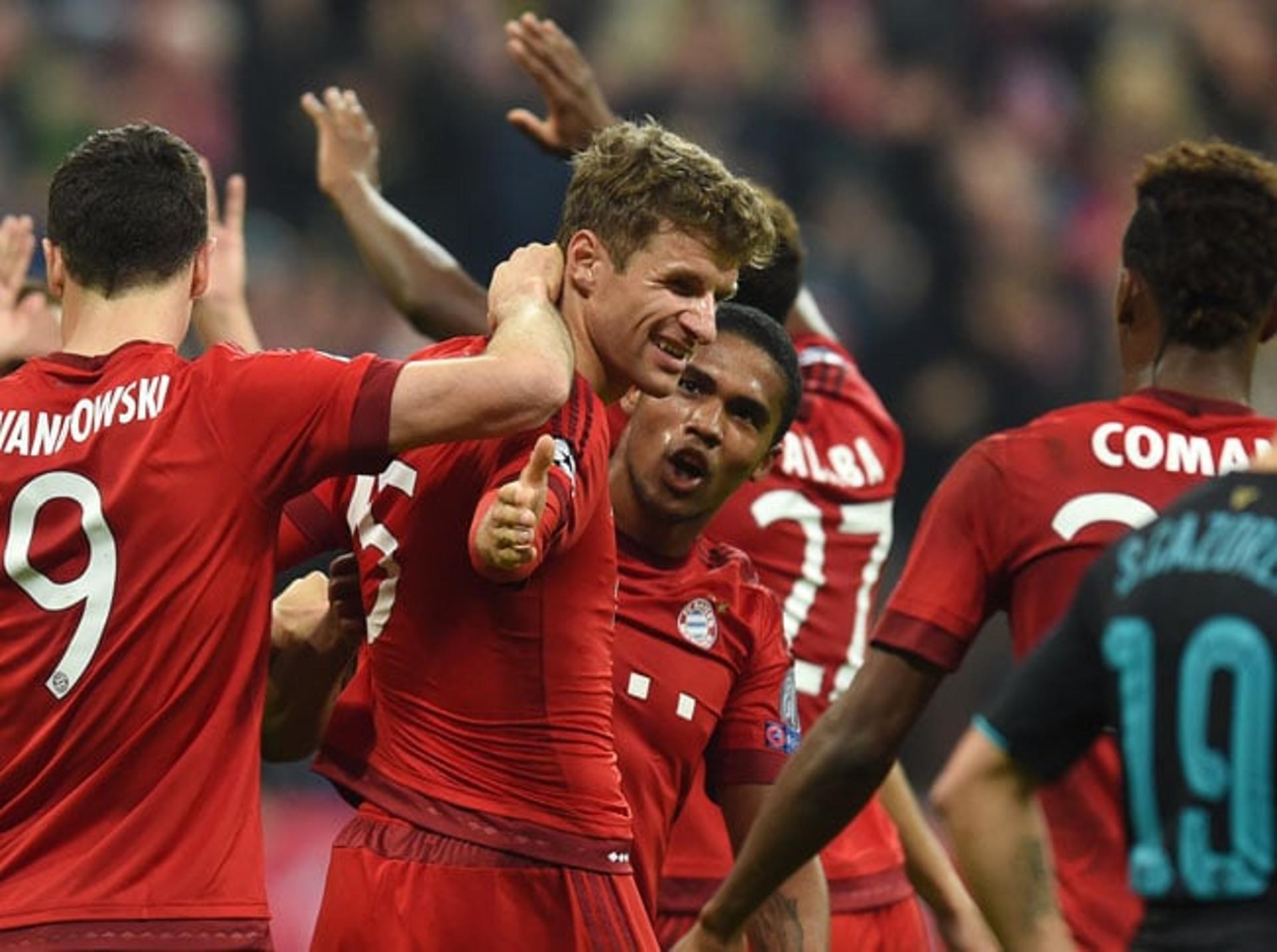 Müller foi o destaque da partida com dois gols (Foto: Christop Stache / AFP)