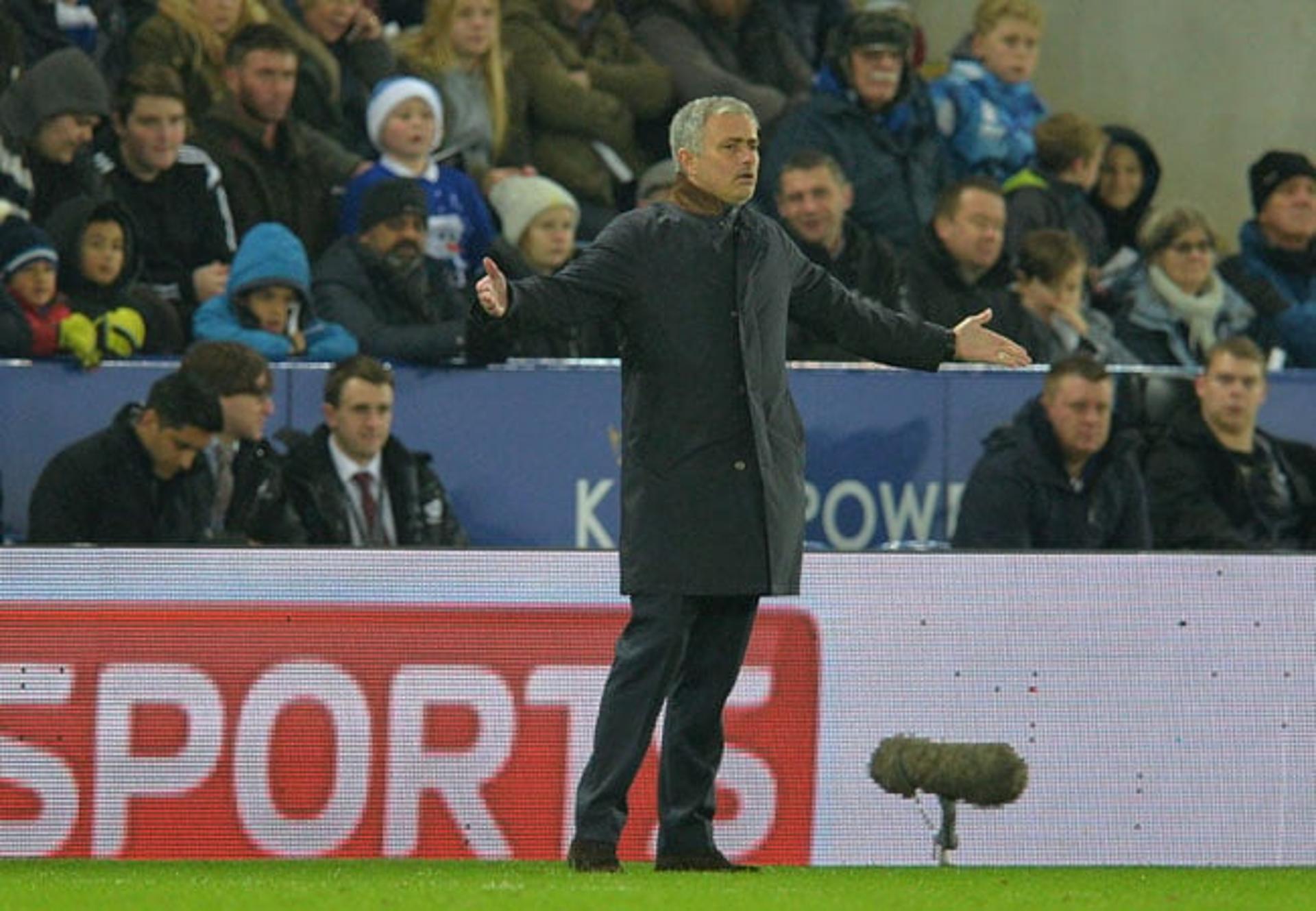 Mourinho - Chelsea (Foto: Paul Ellis / AFP)