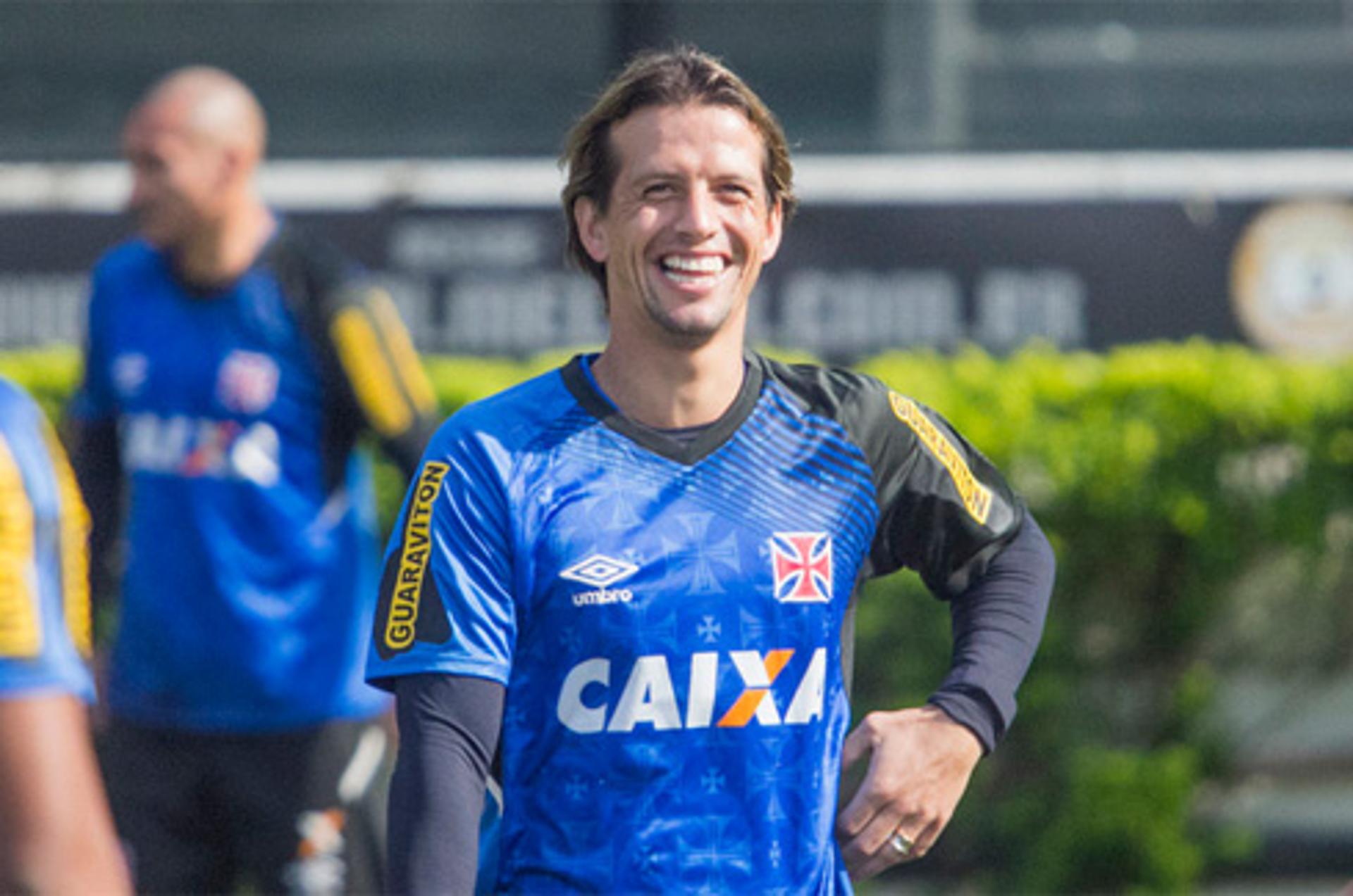 Após boas atuações, Diguinho terminou o ano sendo elogiado por Jorginho (Foto: Paulo Fernandes/Vasco.com.br)