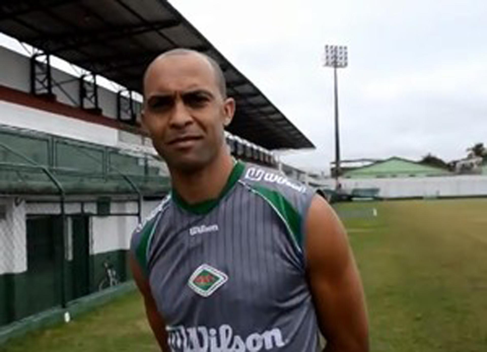 Leandro Euzébio - Cabofriense