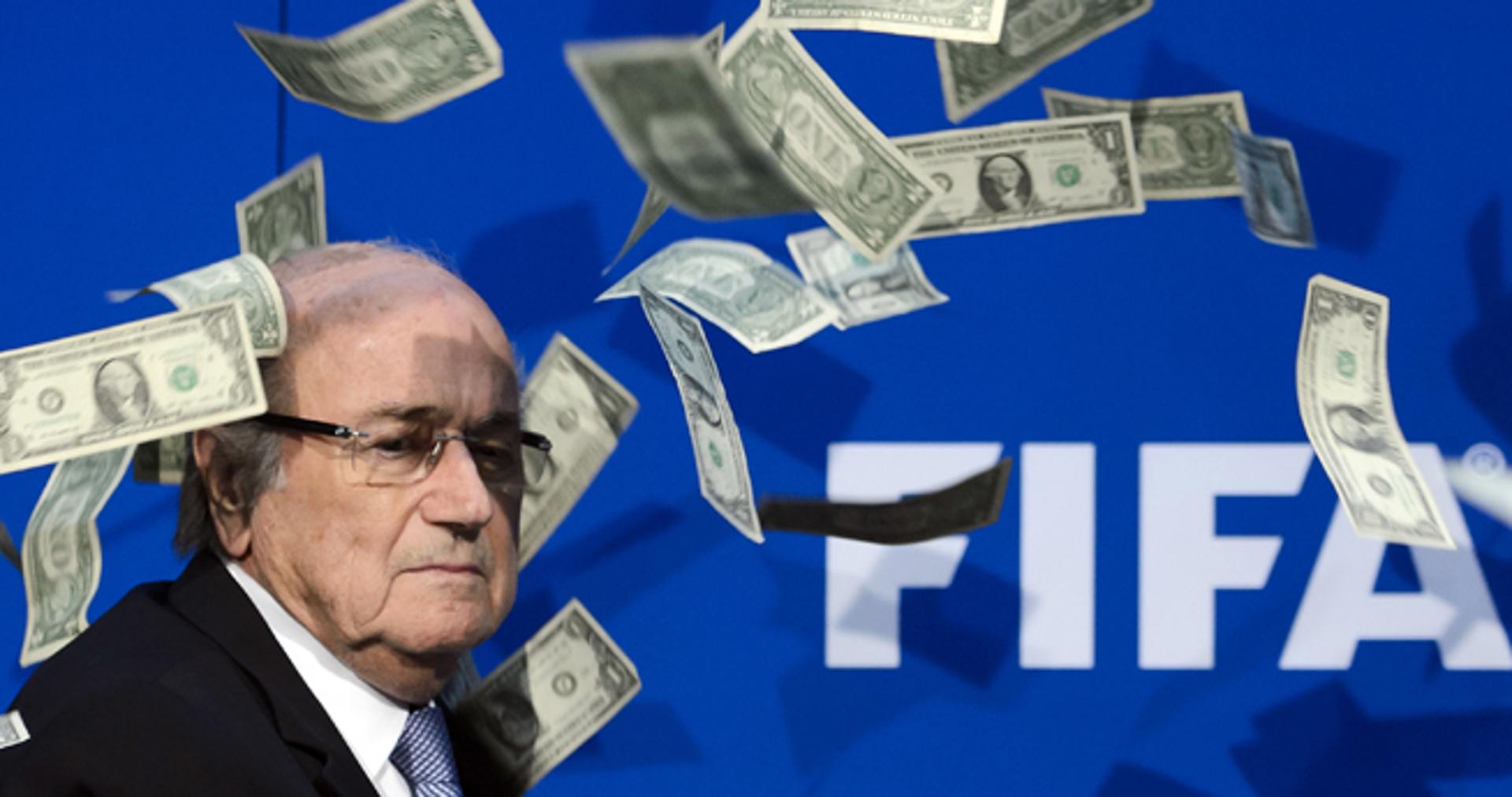 Joseph Blatter durante coletiva de imprensa (Foto:AFP)