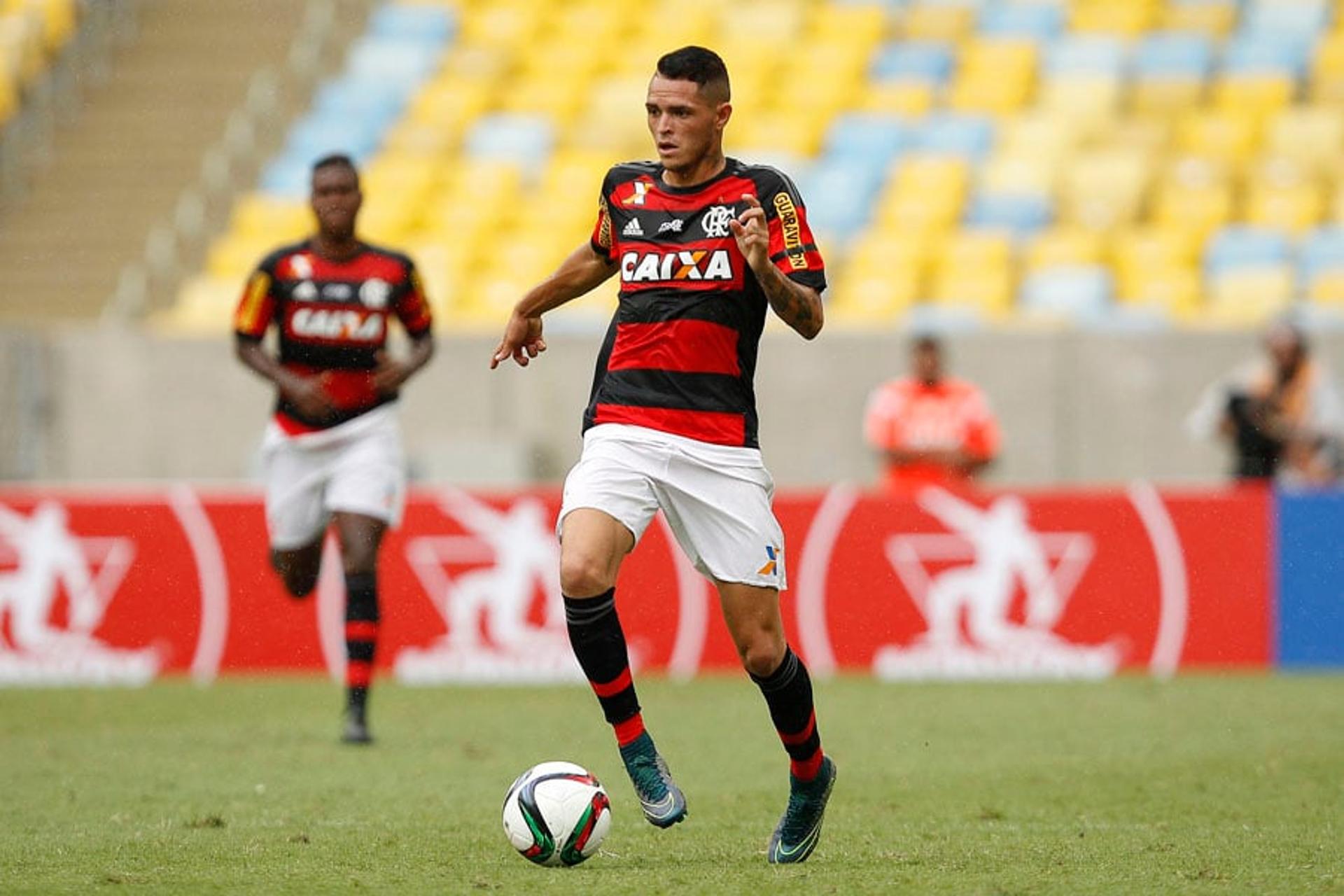 Flamengo - Thiago Santos (foto:Wagner Meier/LANCE!Press)