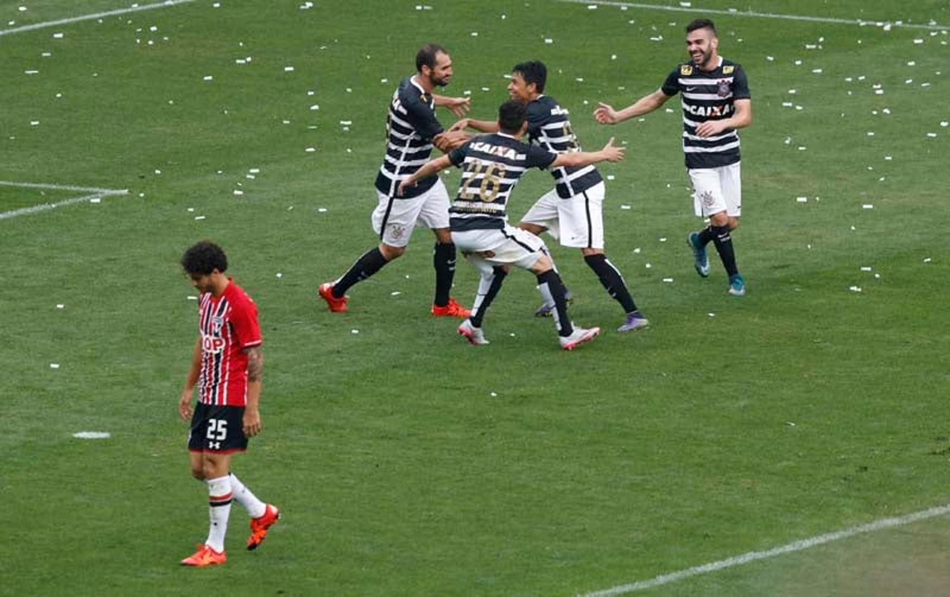 Em 22 de novembro de 2015, o Corinthians fez 6 a 1 sobre o São Paulo na Arena de Itaquera