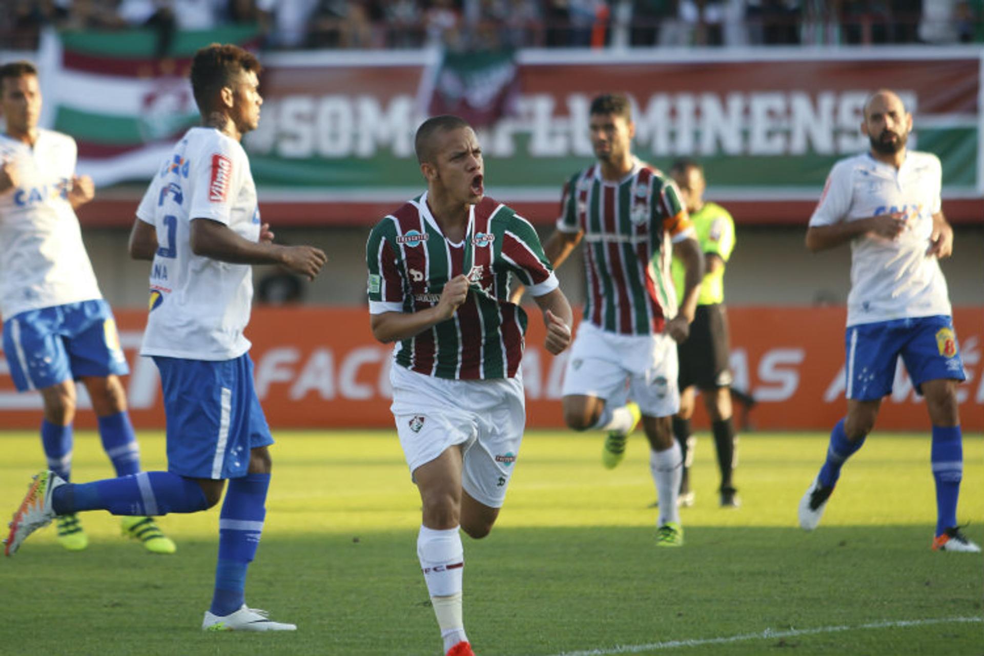 Marcos Júnior - Fluminense x Cruzeiro