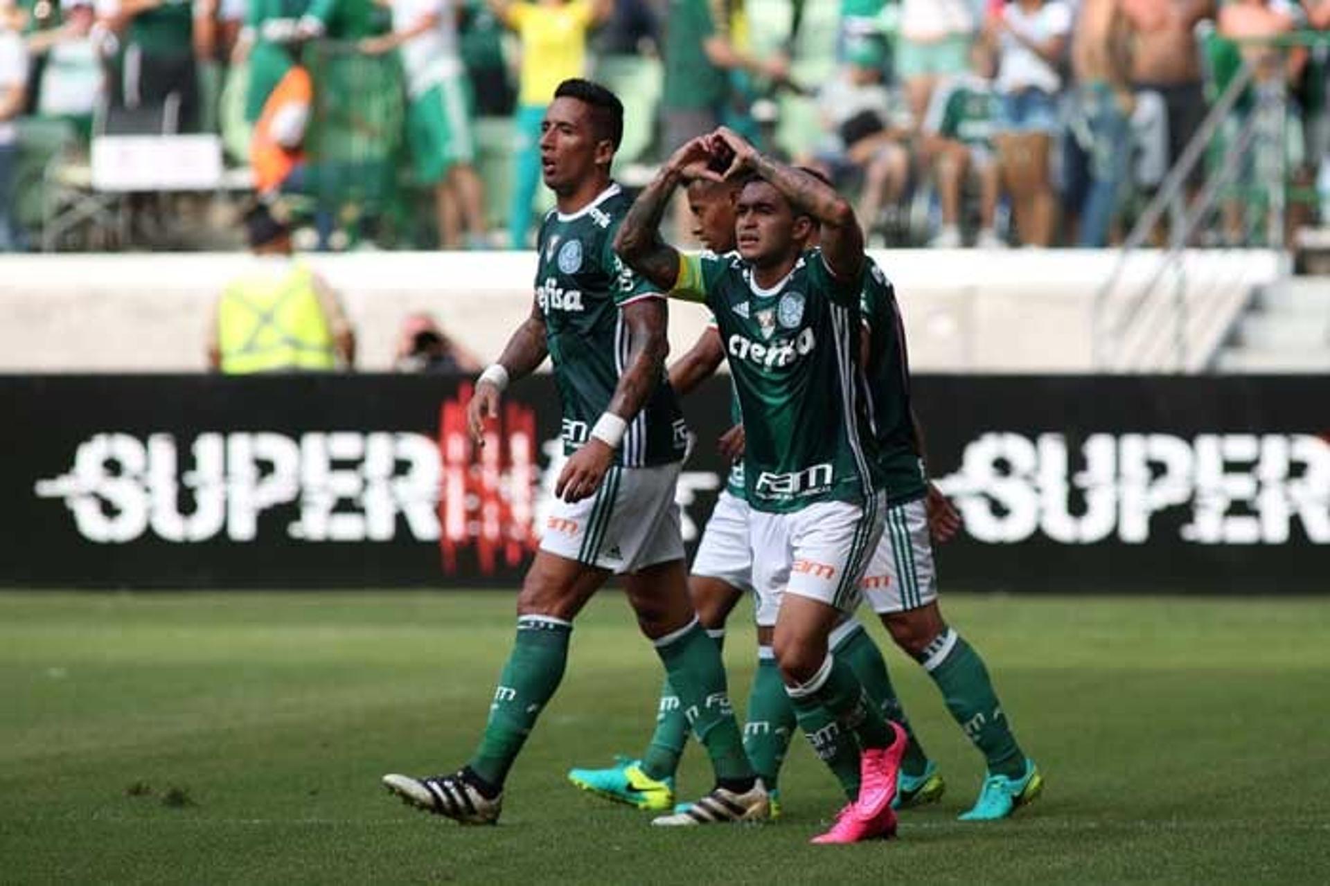 Palmeiras tem 90% de chances de título