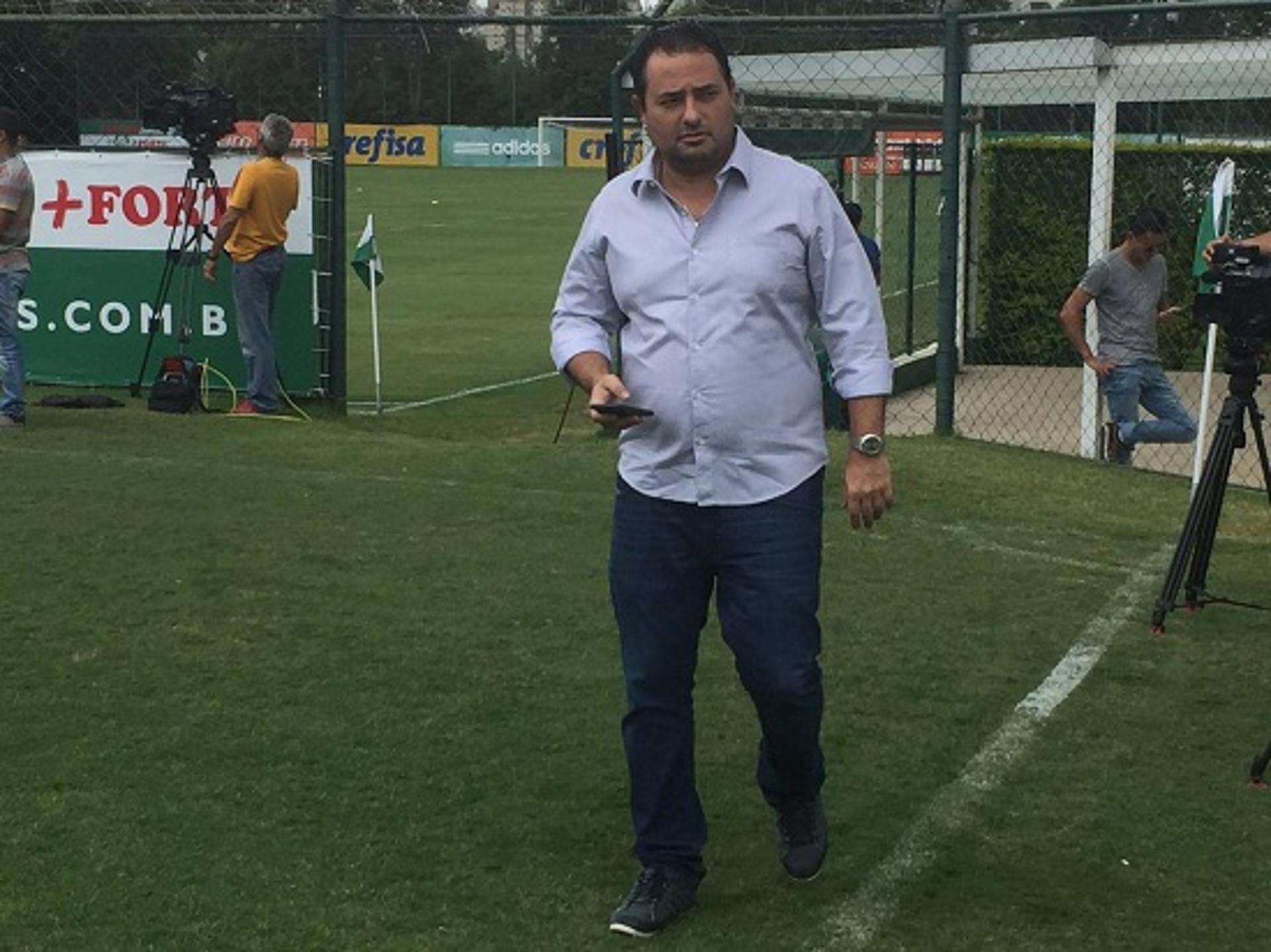 Alexandre Mattos no treino desta quarta no Palmeiras