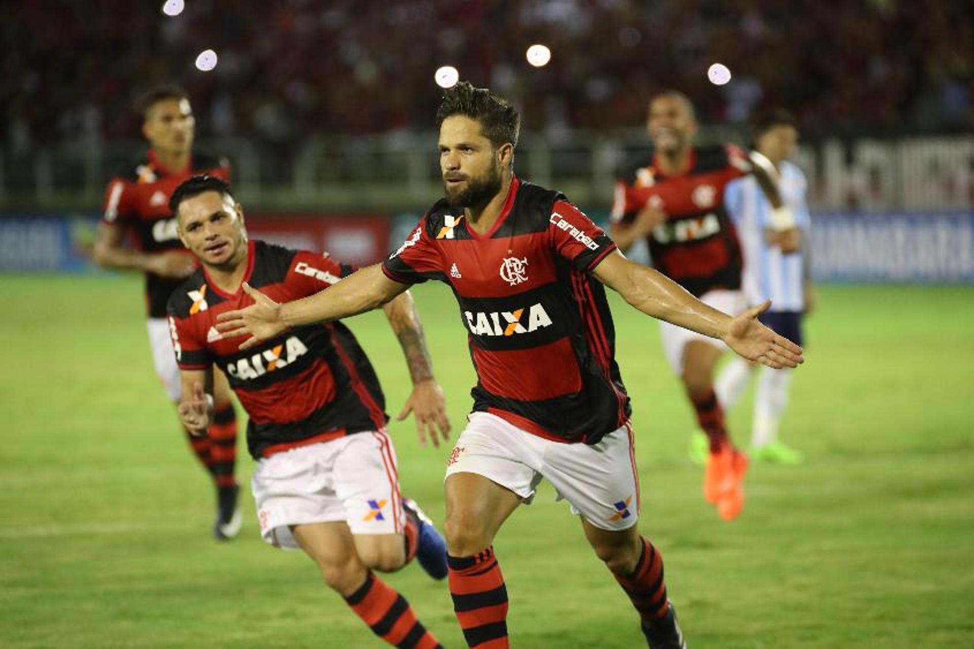 Confira as imagens da vitória do Flamengo sobre o Macaé