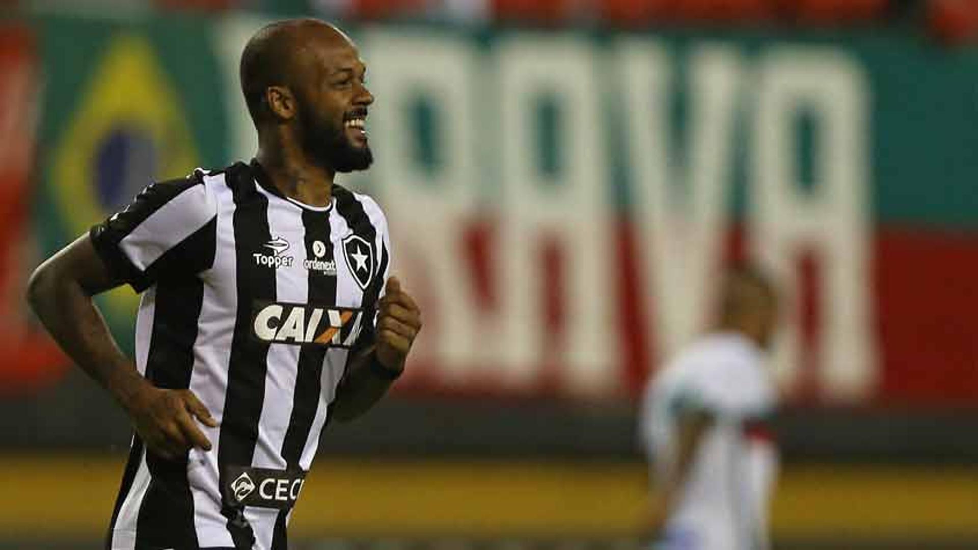 Confira as imagens da vitória do Botafogo em Los Larios