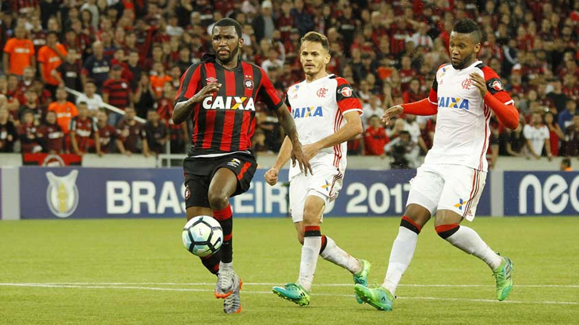 Atlético-PR 1 x 1 Flamengo: as imagens na Arena da Baixada