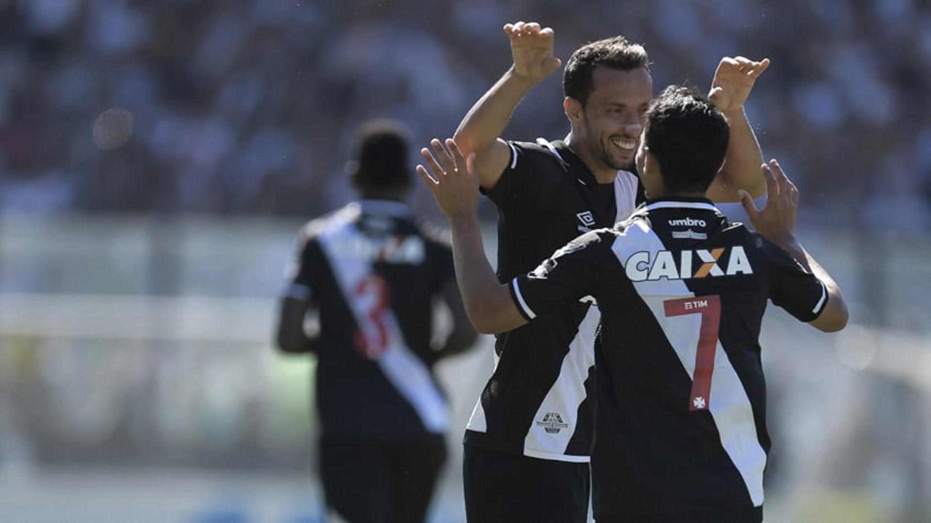 Vasco vence o Atlético-GO com gol de Nenê&nbsp;