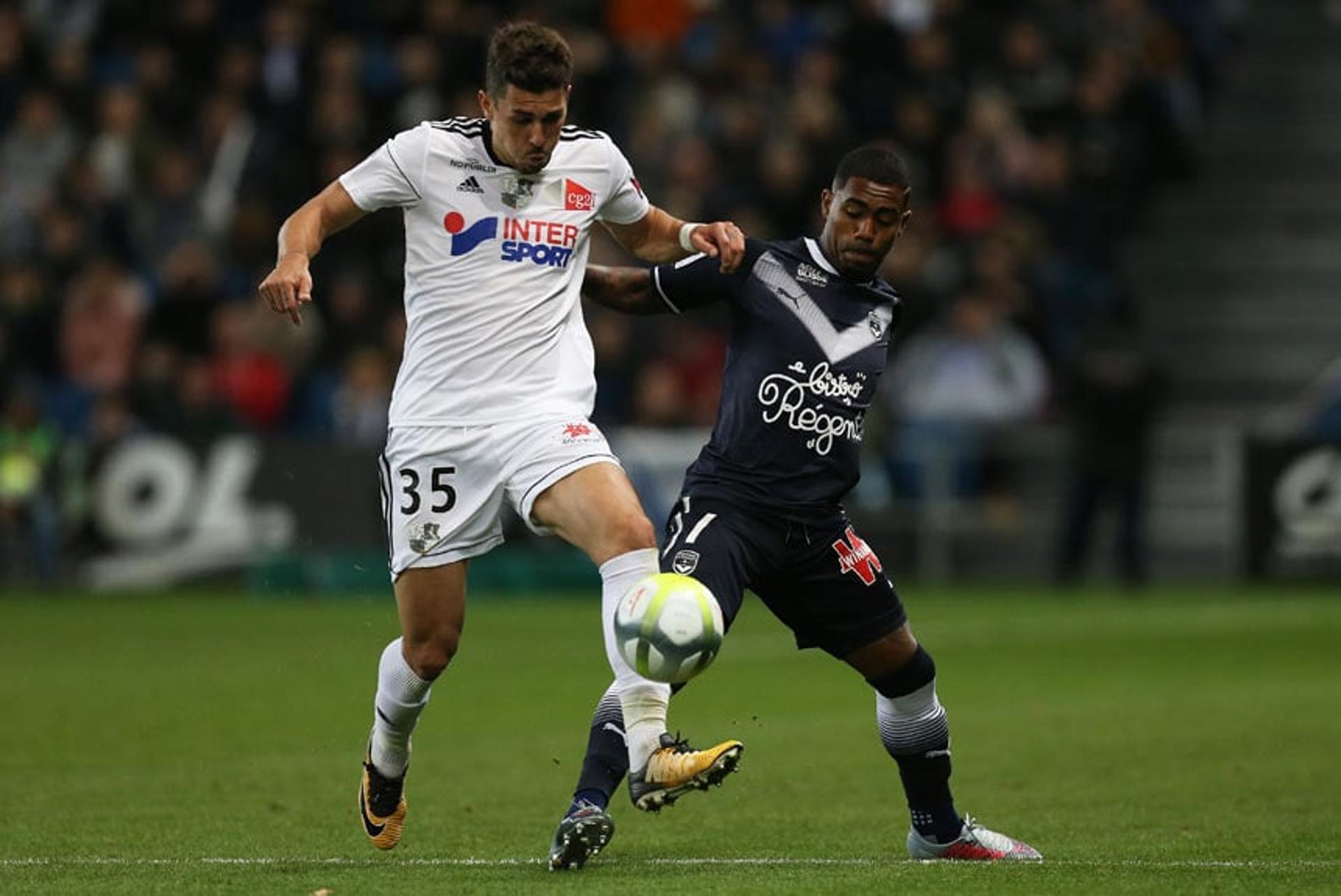 Danilo Avelar (Amiens) - O zagueiro brasileiro evitou que o Amiens saísse derrotado para o Montpellier. Danilo deixou a sua marca já nos últimos minutos, deixando tudo igual, fora de casa: 1 a 1.