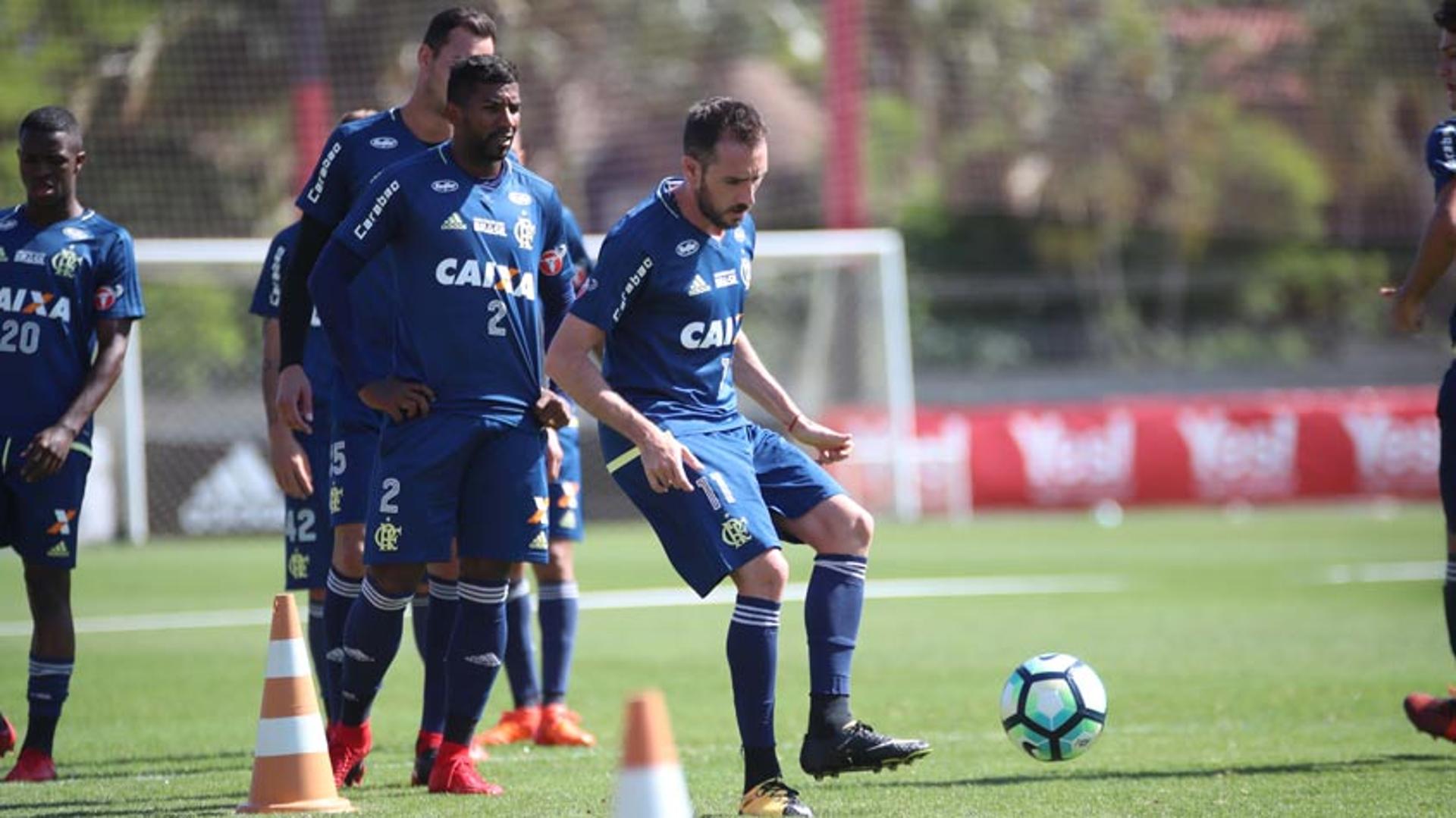 Mancuello tem contrato com o Flamengo até 2020